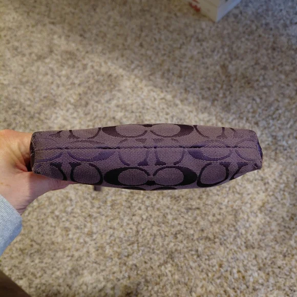 Coach Signature Pleated Zipper Pouch Purple - Picture 6 of 8